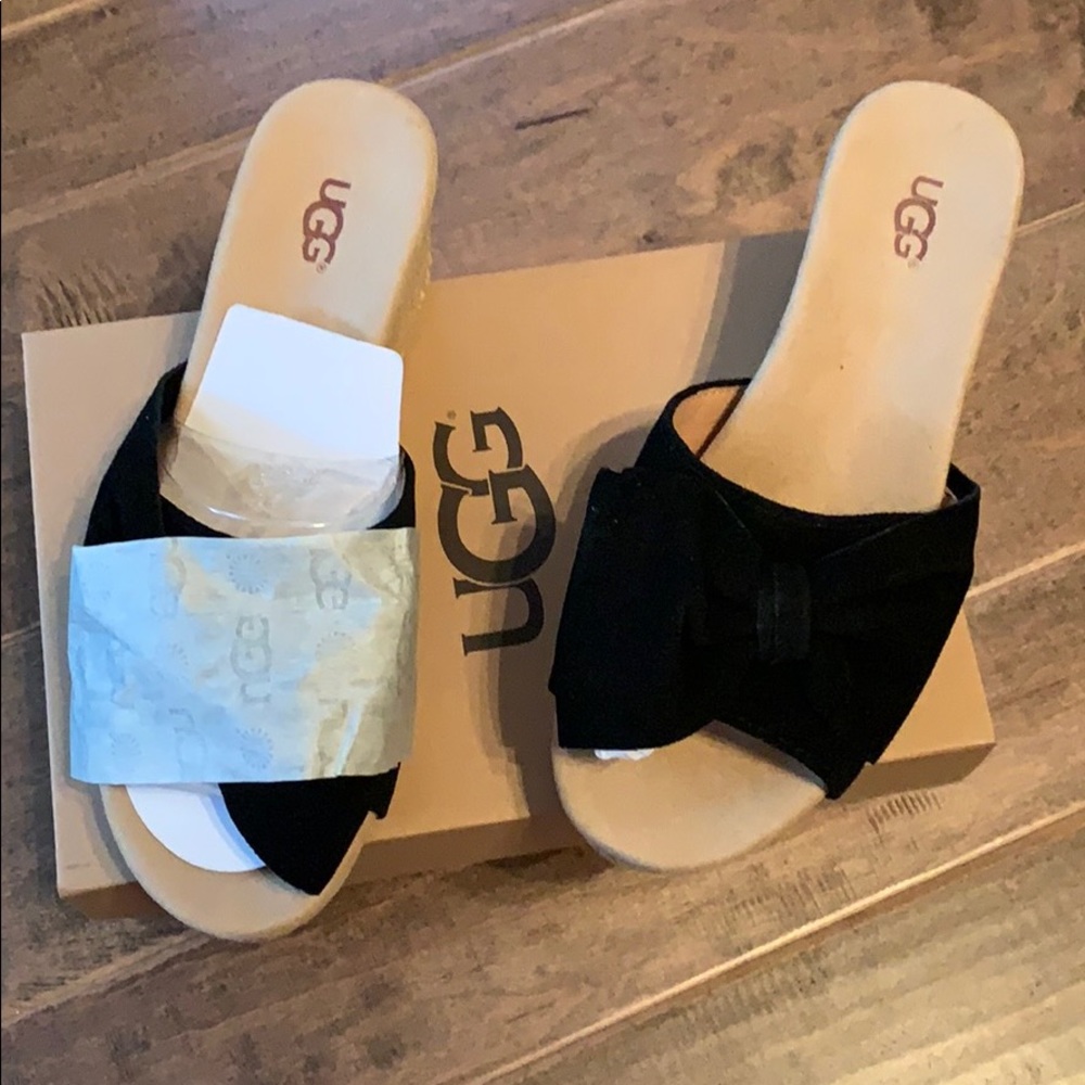 Black Ugg wedges